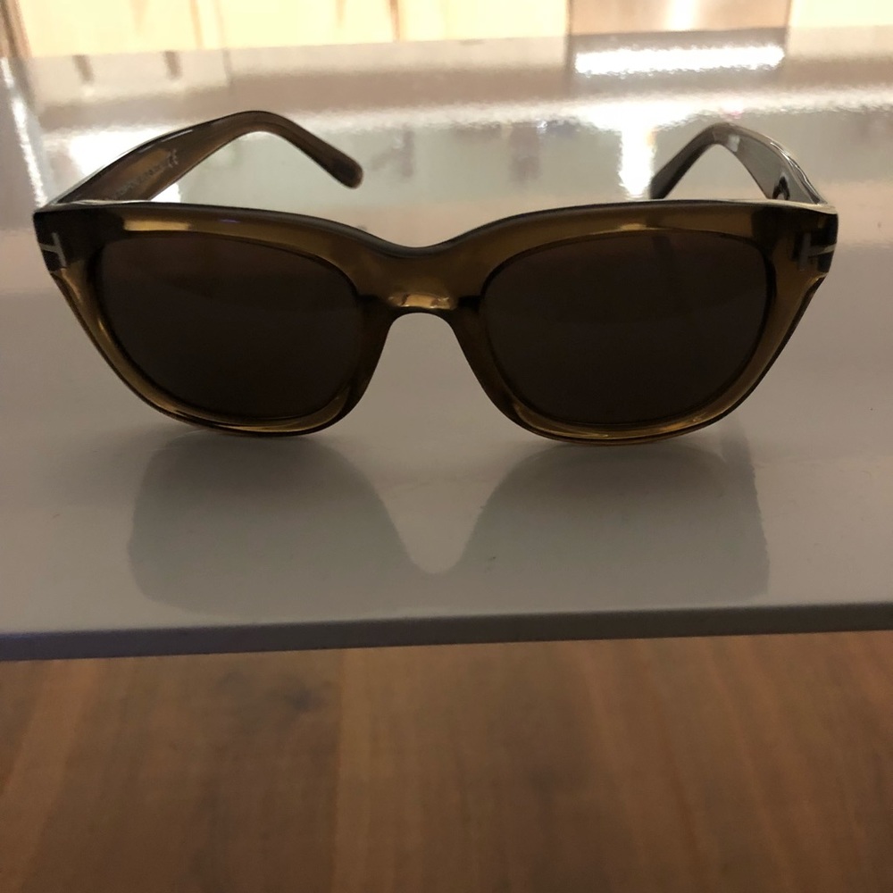 FINAL PRICE 🚫 Tom Ford Sunglasses (Brown)